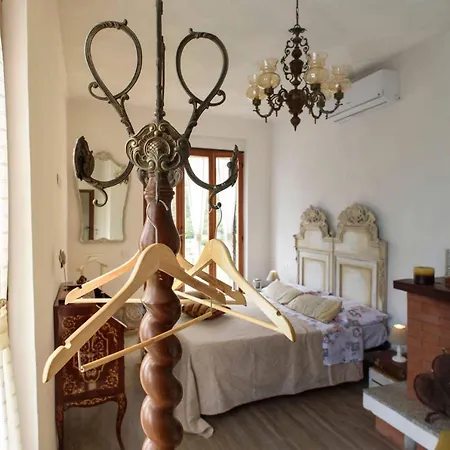 B.e.a. Maison Oda ve Kahvaltı La Spezia