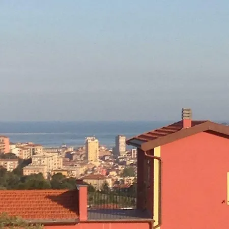 Oda ve Kahvaltı B.e.a. Maison La Spezia